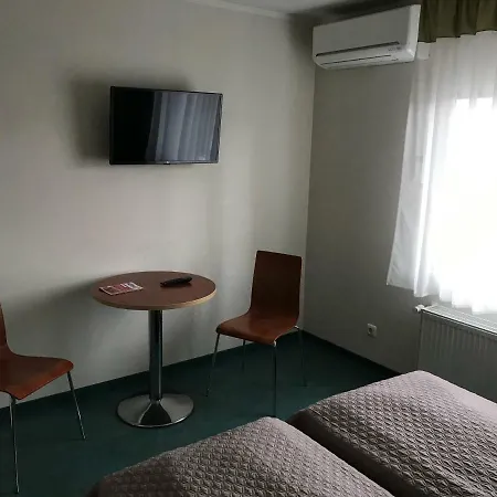 Hommiku Pensjonat Parnawa