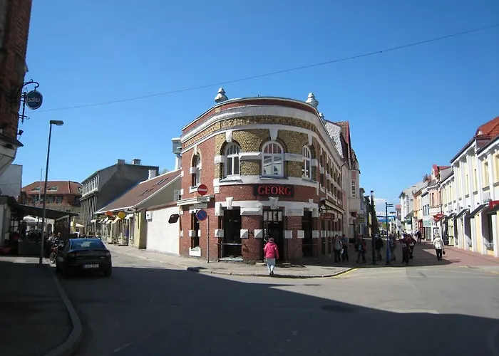 Hommiku 3* פארנו