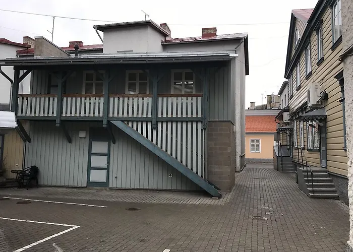 Hommiku 3* פארנו