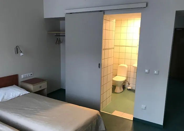 בית הארחה Hommiku 3*