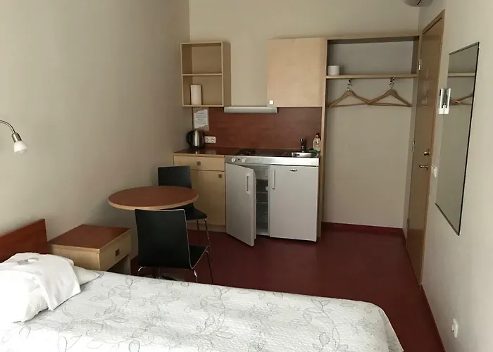 בית הארחה Hommiku